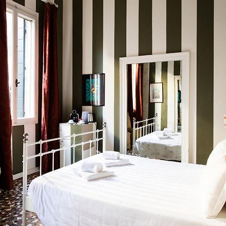 Palazzo Rosa Bed & Breakfast Venice Exterior photo