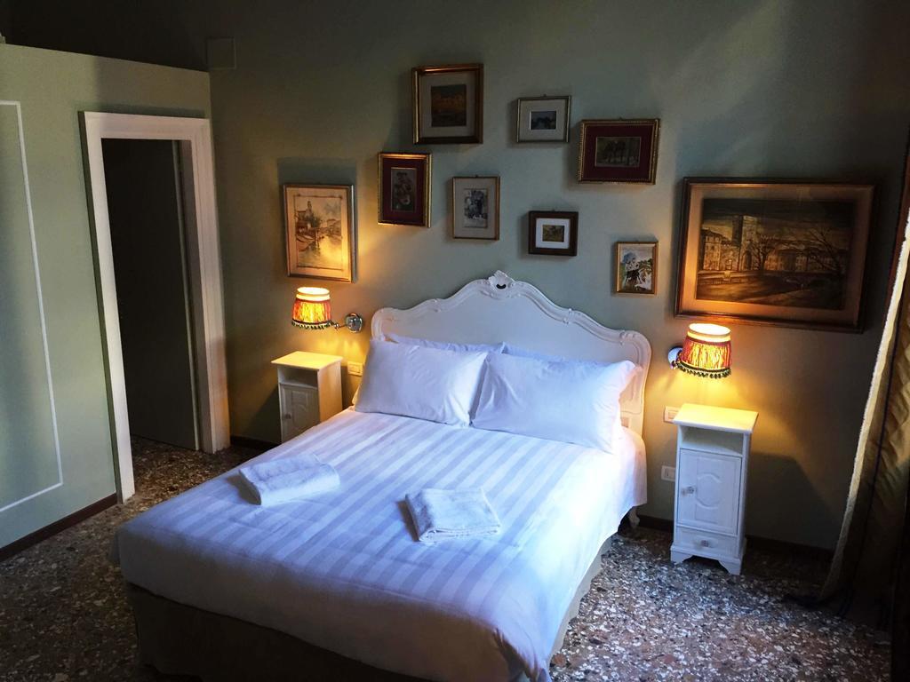 Palazzo Rosa Bed & Breakfast Venice Exterior photo