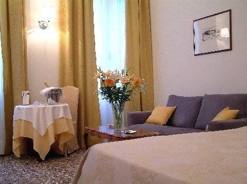 Palazzo Rosa Bed & Breakfast Venice Exterior photo